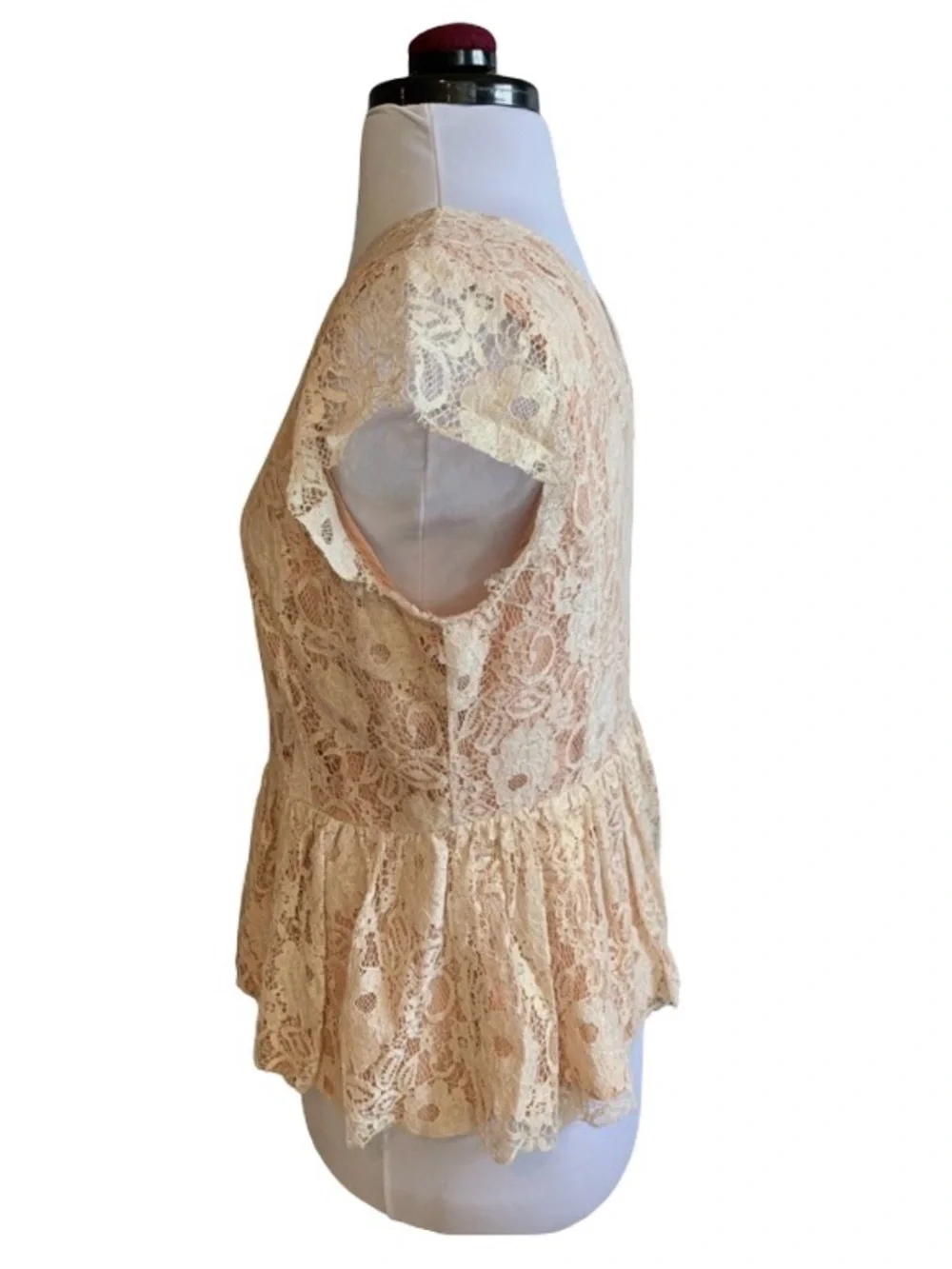 Maeve Anthropologie Lace Peplum Top Size Large Cream Floral Lace Romantic Boho - Picture 9 of 14